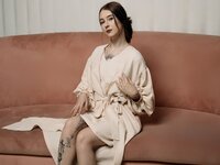 View AlexiaHiggins’s Exclusive Cam Show