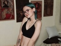 View EditaCorby’s Exclusive Cam Show