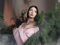 View RoxyHopper’s Exclusive Cam Show